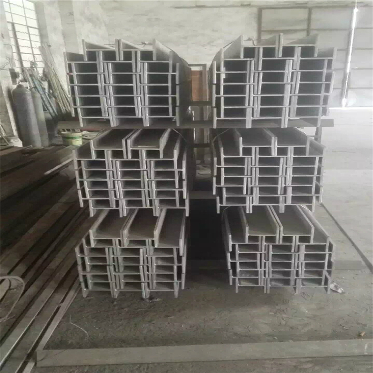 不鏽鋼工（gōng）字鋼